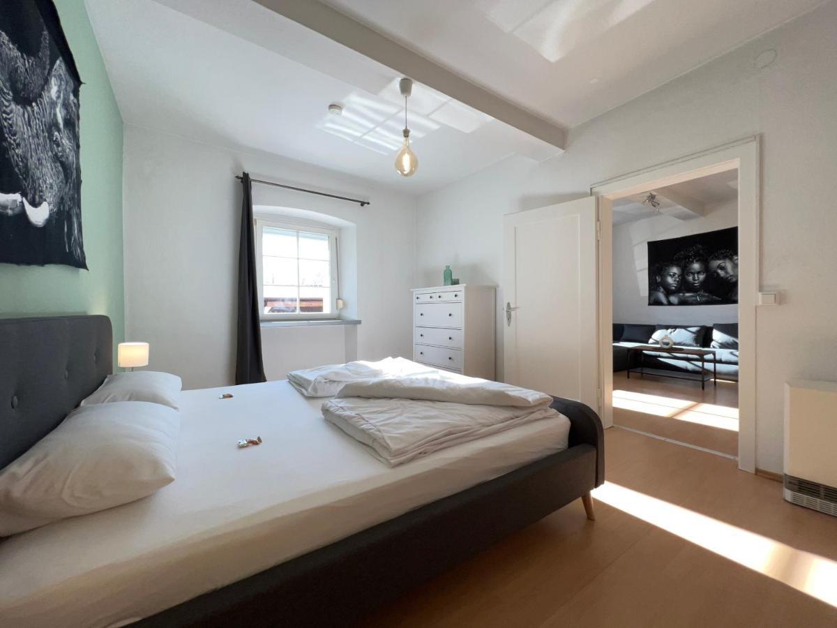 Romantisches Kamin-Apartment By Rabe - Netflix & Coffee-Bar & Parkplatz Karlsruhe Exterior foto